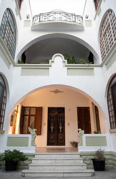 Jensen Luxury Suites - Image 2