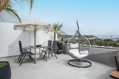 JnS Premium Stay - Image 3