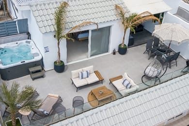 JnS Premium Stay - Image 6