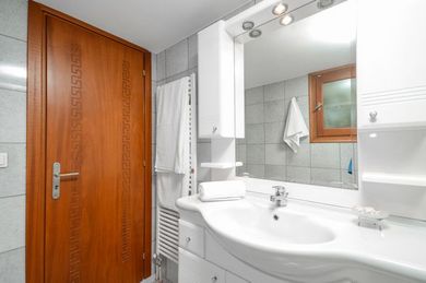 Naxos Cottage - Image 7