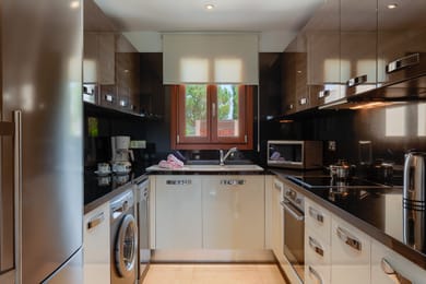 3 Bedroom Junior Villa with Private Pool - AR01