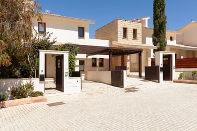 2 Bedroom Junior Villa with Private Pool - J010