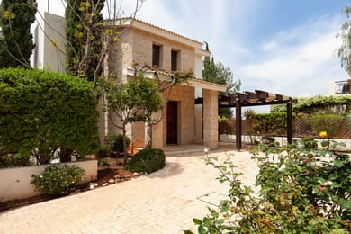 3 Bedroom Junior Villa with Private Pool - J027