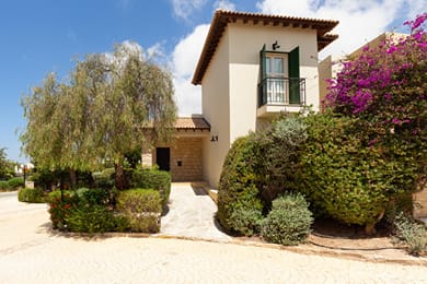 3 Bedroom Junior Villa with Communal Pool - OOC1