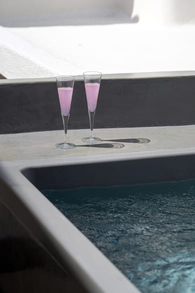 Junior Suite with private outdoor jetted tub & innery courtyard view