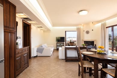 Kahlua Bay Apartments Heraklion - Image 5