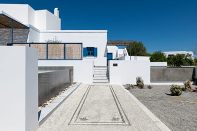 Kalathos Square Luxury Suites - Image 3