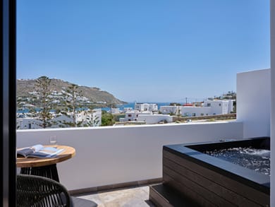 Signature Suite with Heated Jetted Tub & Sea View