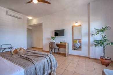 Kaliviani Traditional Hotel - Image 2