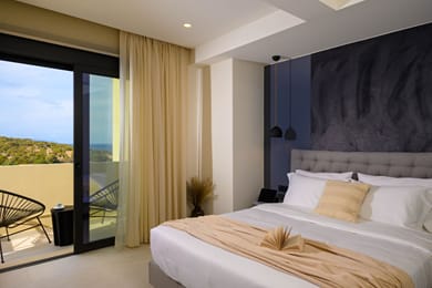 Kalos Luxury Homes Sea Loft II with Private Jacuzzi