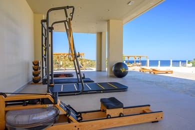 Kalos Luxury Homes The Beachside Experience - Image 4