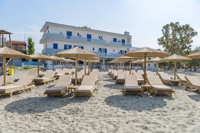 Kamelo Hotel Syros - Image 6