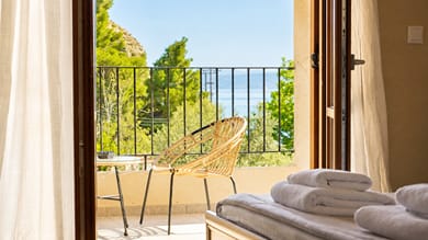 Kaminos Hotel by Nin & Bau - Image 7