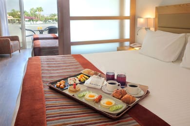 Family Junior Suite with Pool and Garden View