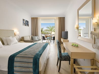 Deluxe Superior Room with Garden View and Pool View