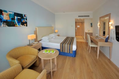 Deluxe Room with Side Sea View