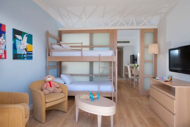 Family Junior Suite with Inland View