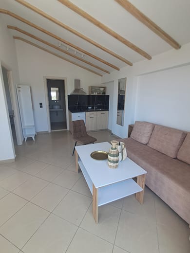Kapahi Suites Apartments - Image 4