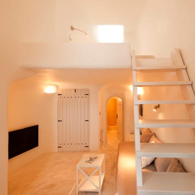 Premium Loft with Balcony & Caldera View