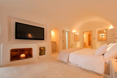 Premium Spa Room with Indoor Hot Tub & Caldera View
