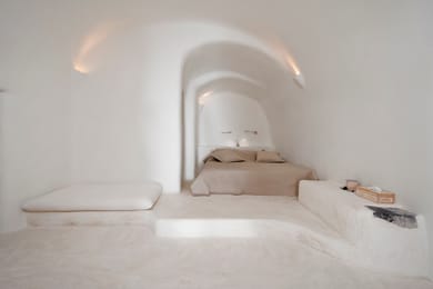 Vanilla Room with access to Terrace with Shared Hot Tub