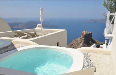 Vanilla Room with Outdoor Hot Tub & Caldera View