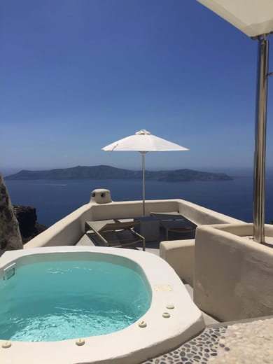 Vanilla Room with Outdoor Hot Tub & Caldera View