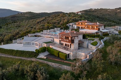 Karavia Lux Inn - Image 5