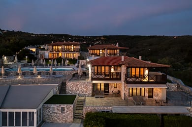 Karavia Lux Inn - Image 7