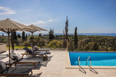 Villa Karmaniolos