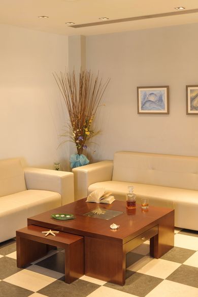 Karras’ Star Hotel - Image 7