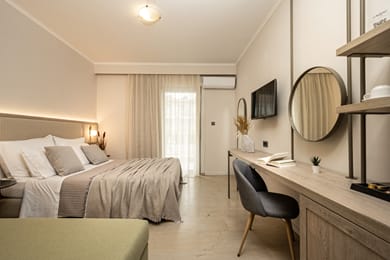 Standard Double or Twin Garden View (3pax)