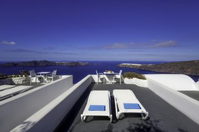 Cozy Double Room With Caldera View