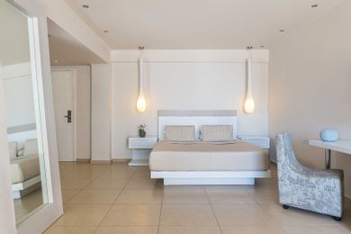 Executive Junior Suite with Outdoor Jacuzzi Sea View