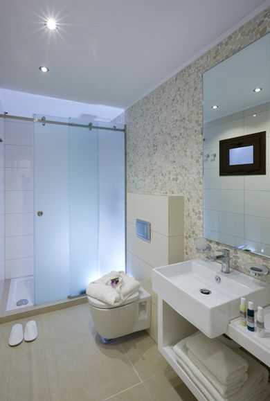 Executive Junior Suite with Living Area Sea View