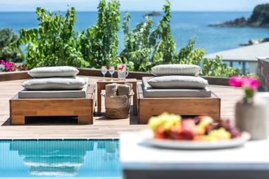 Master Suite with Private Pool Sea View
