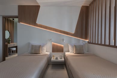 Two Bedrooms Family Room with Whirlpool