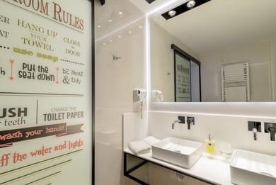 Triple Room (1 Double bed & 1 Single bed)