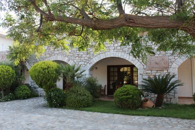 Kastro Maini - Image 5