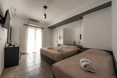 Triple Room with Terrace