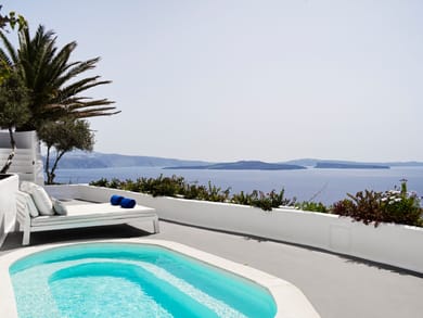 Honeymoon Suite  With plunge pool
