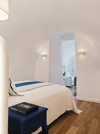 Senior Suite with Jetted Tub