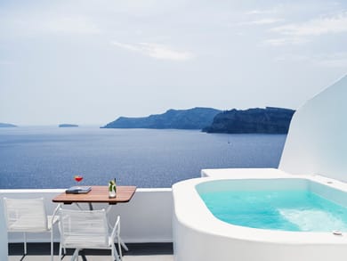 Superior Suite with Open Air Jetted Tub