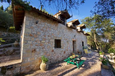 Kefalonian Kastro 4 Residence