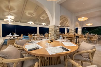 Kelly Beach Hotel - Image 6