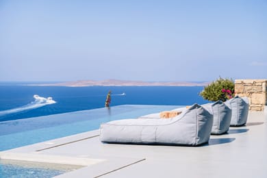 5 Bedrooms I Aerinia I Tourlos
