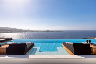 6 Bedrooms | Andromeda II | Psarou