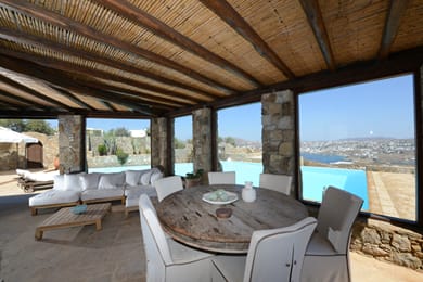 6 Bedrooms | Arcadia | Agios Ioannis