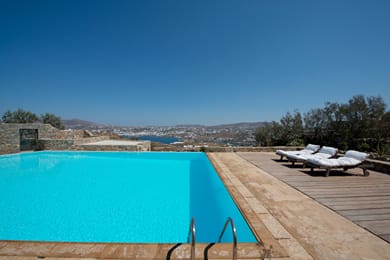 6 Bedrooms | Arcadia | Agios Ioannis