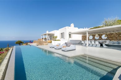 6 Bedrooms I Chrisida I Elia